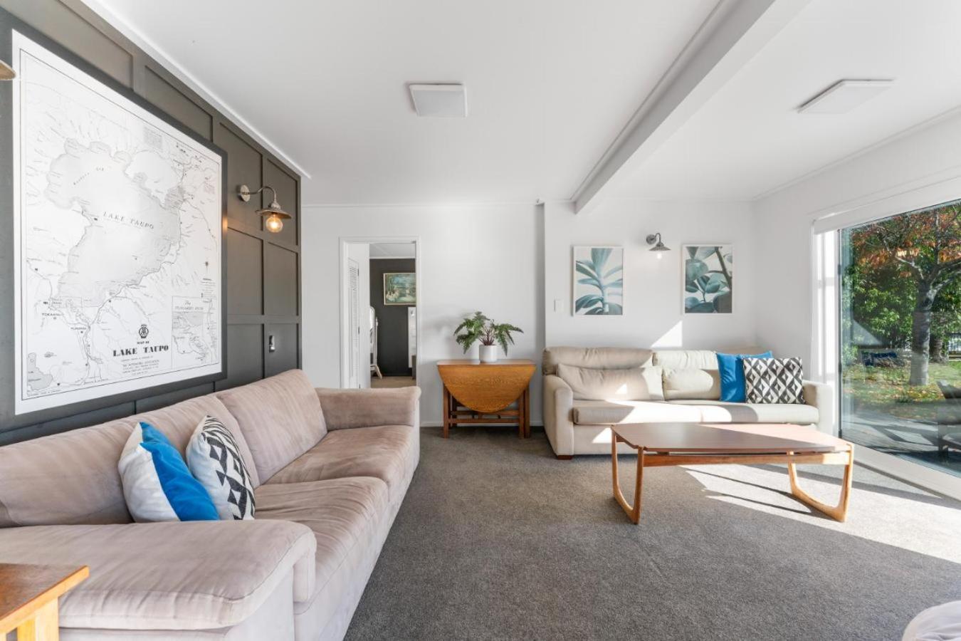 Bayview Lake Taupo Ngoại thất bức ảnh