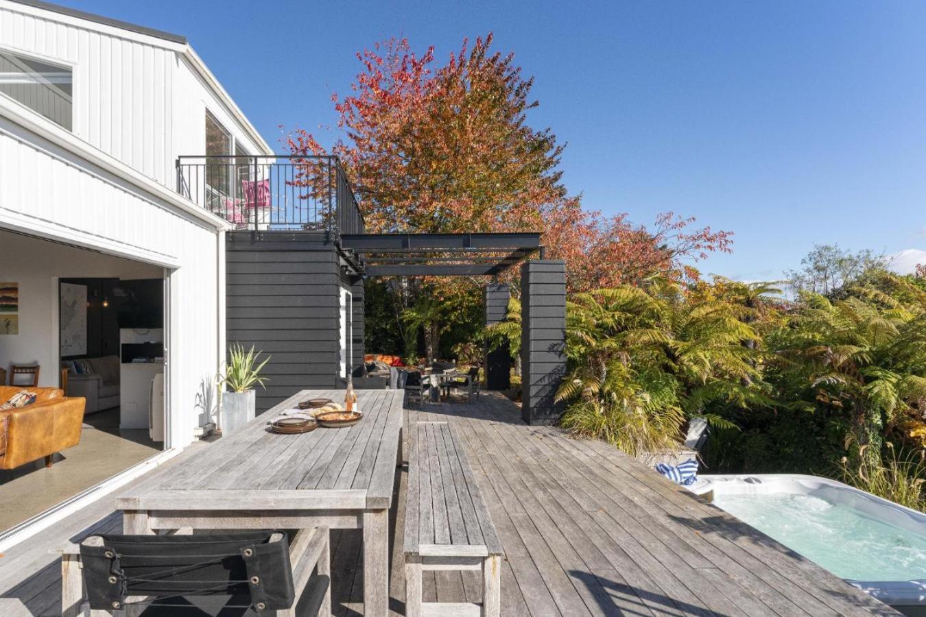 Bayview Lake Taupo Ngoại thất bức ảnh