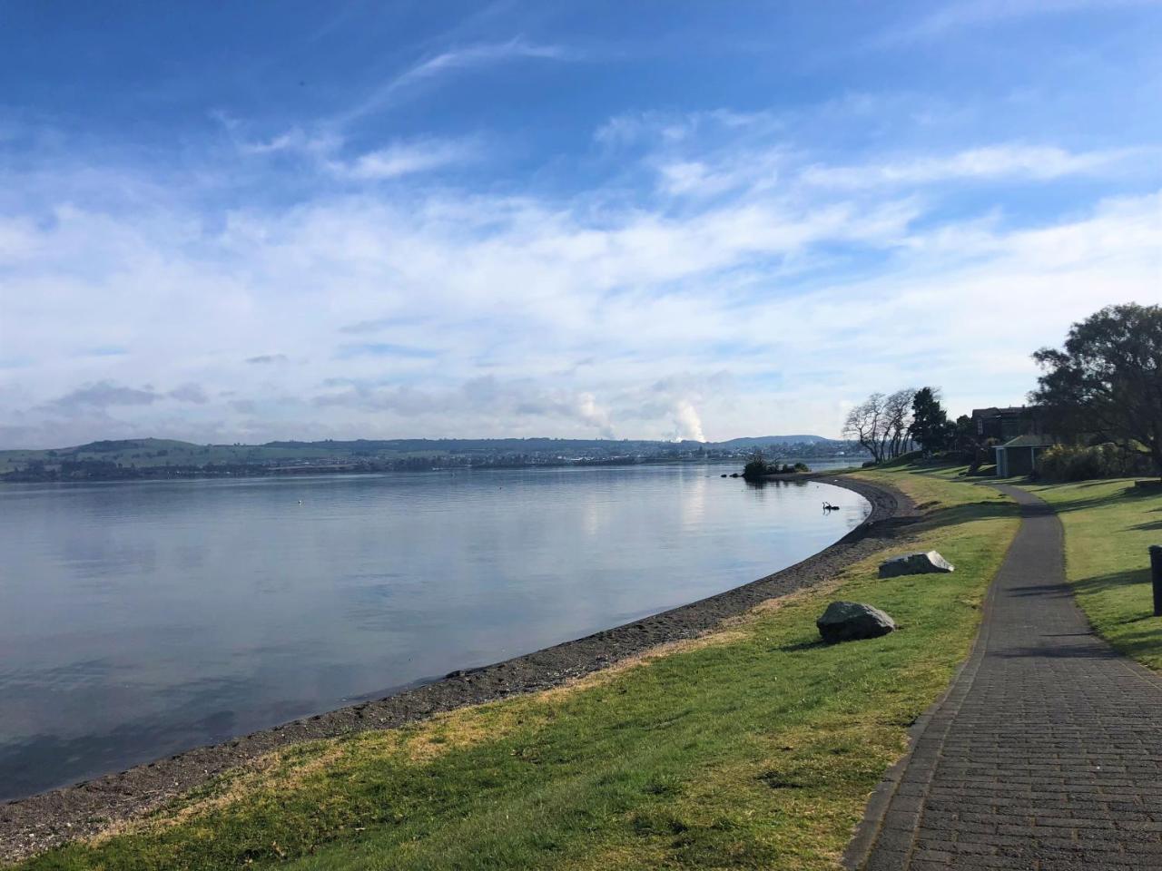 Bayview Lake Taupo Ngoại thất bức ảnh