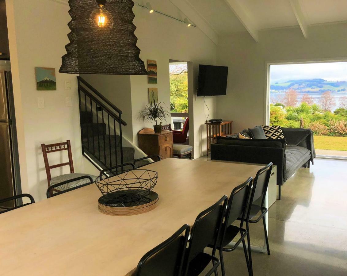 Bayview Lake Taupo Ngoại thất bức ảnh